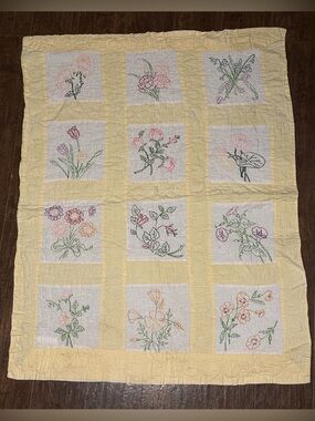 Vintage Child Baby Quilt Embroidered Flower Squares Hand Quilted